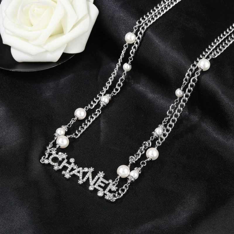 Chanel Necklaces Effortless 228520