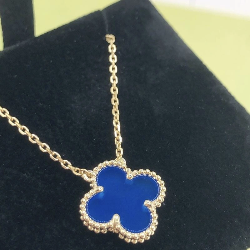 Chanel Necklaces Sporty 228494