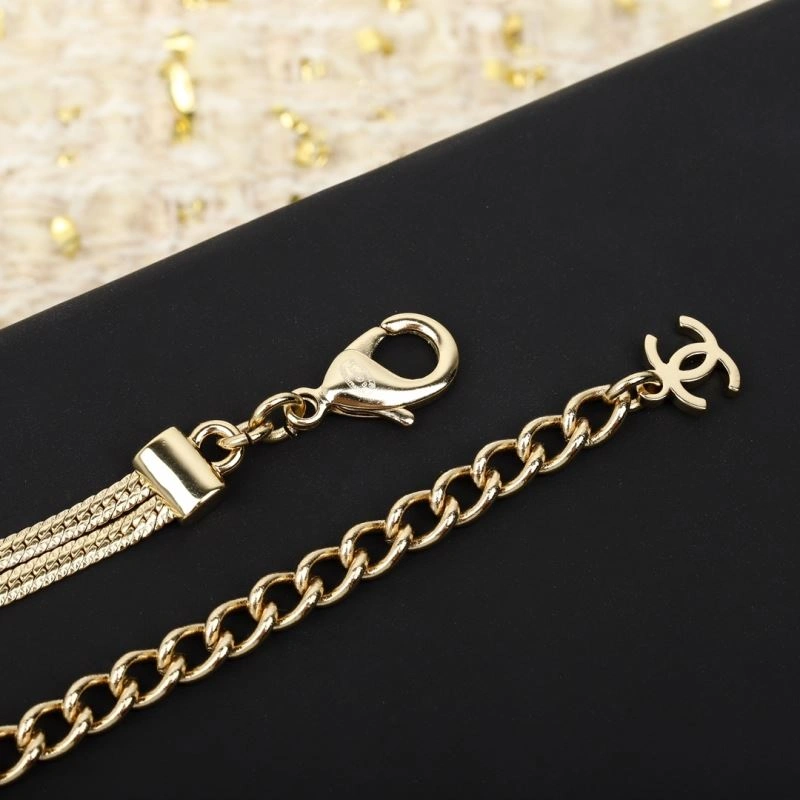 Chanel Necklaces Casual 228528