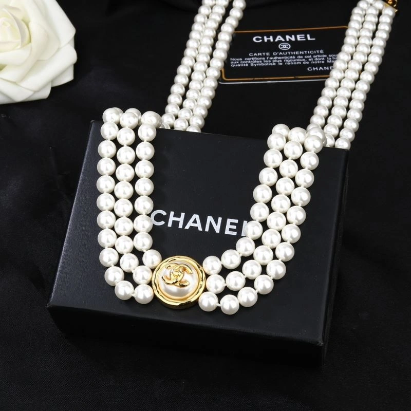 Packable Chanel Necklaces 228526