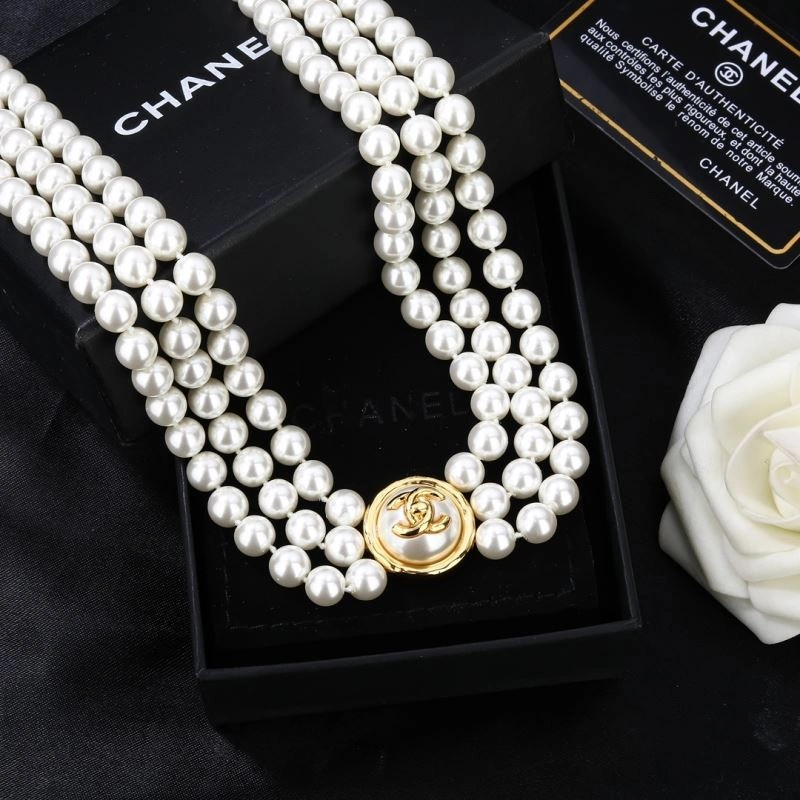 Packable Chanel Necklaces 228526