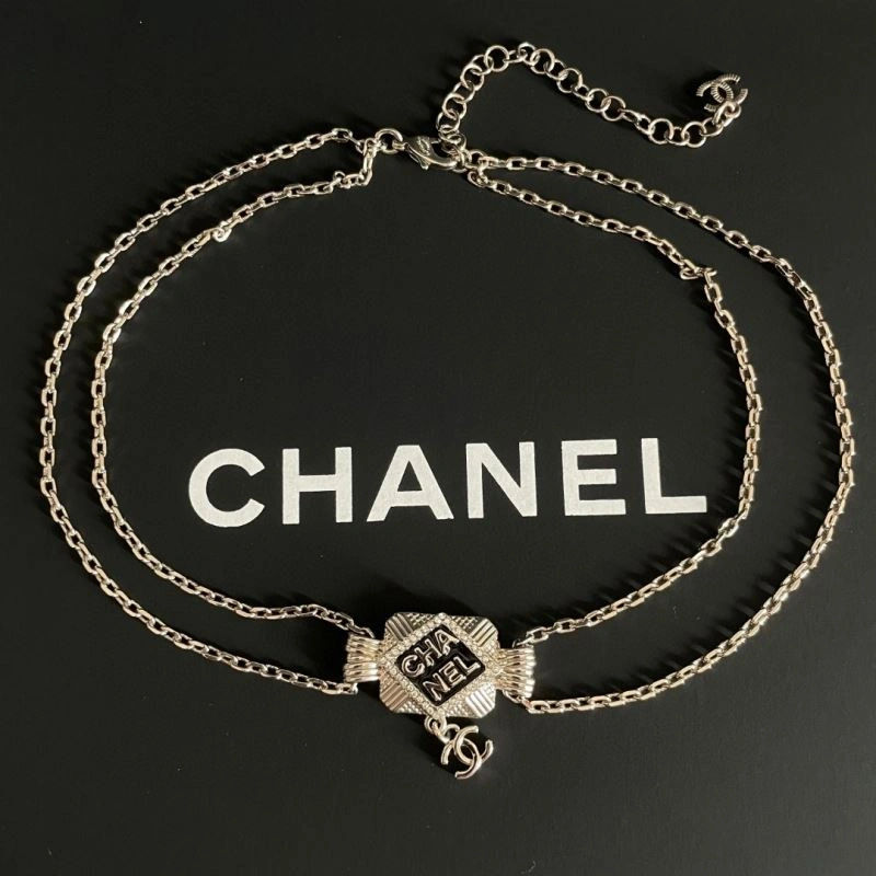 Sustainable Chanel Necklaces 228555