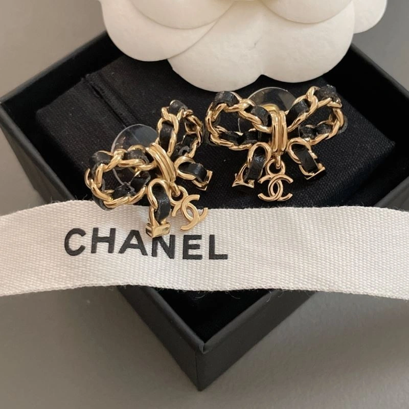 Original Chanel Necklaces 228468