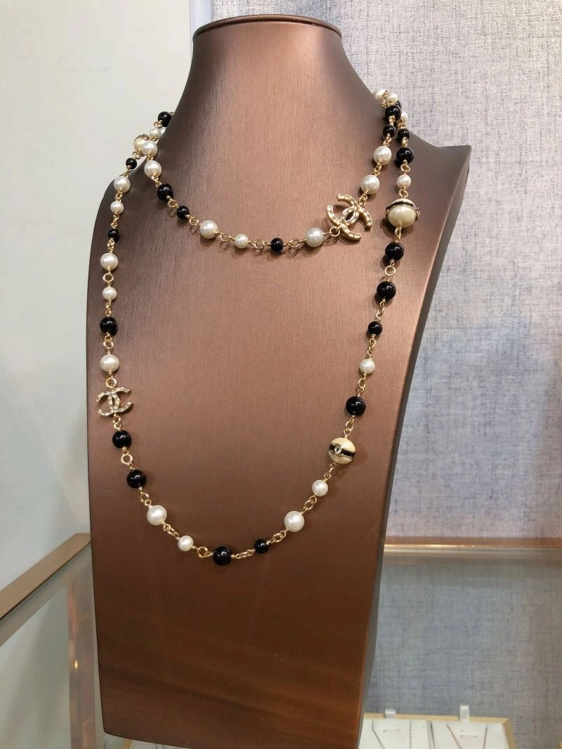EyeCatching Chanel Necklaces 228513