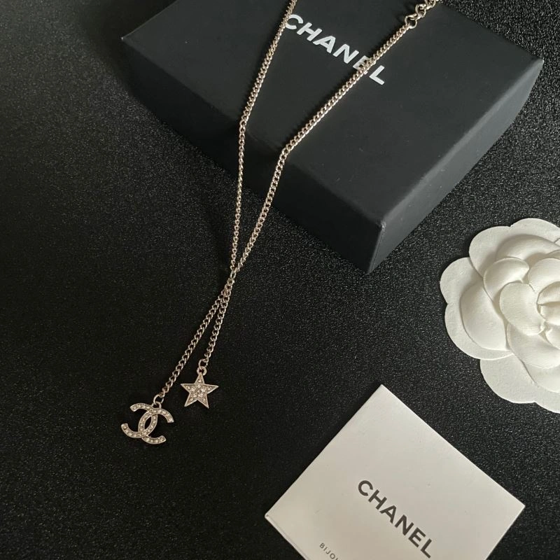 Chanel Necklaces Practical 228497