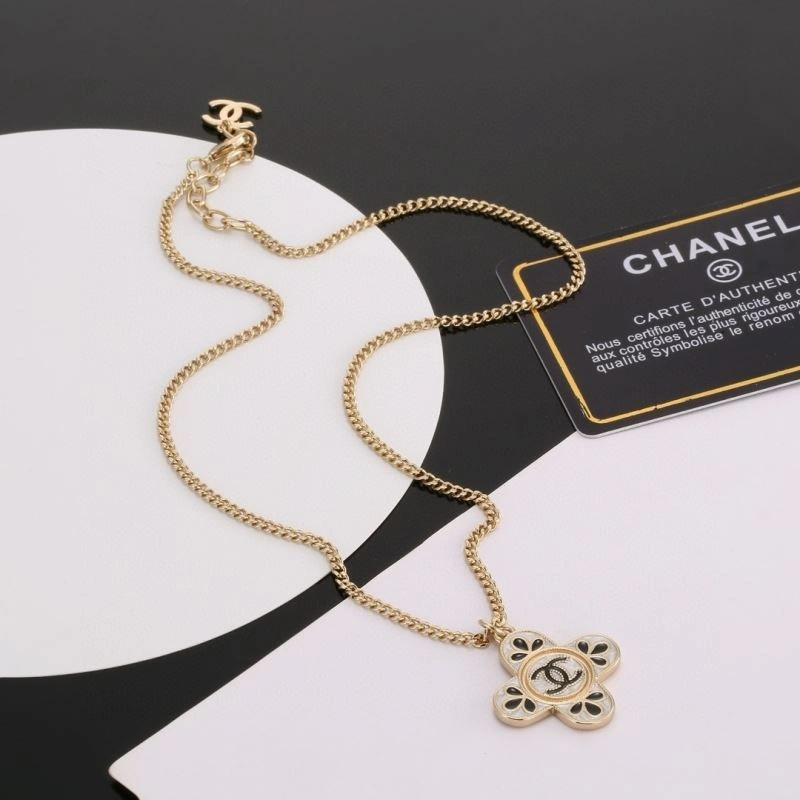 Chanel Necklaces Unisex 228488