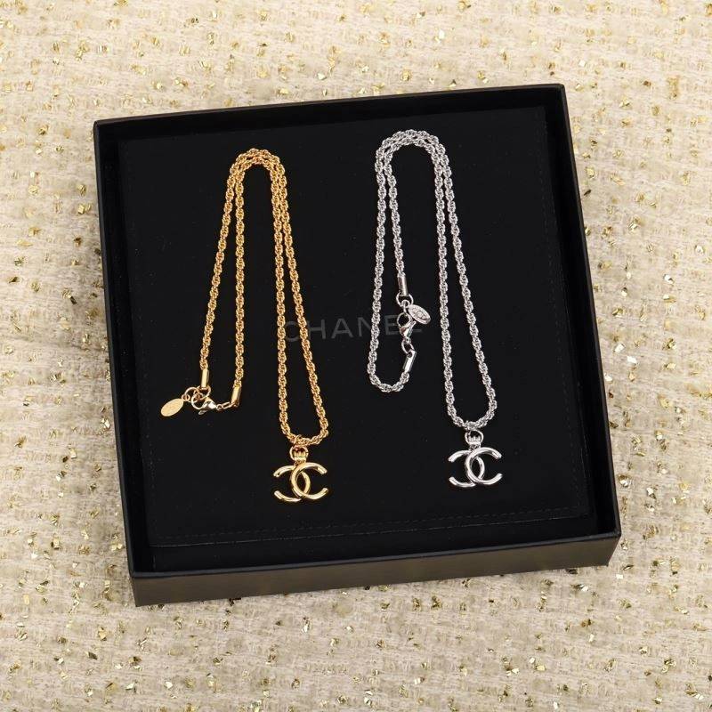 Resilient Chanel Necklaces 228474