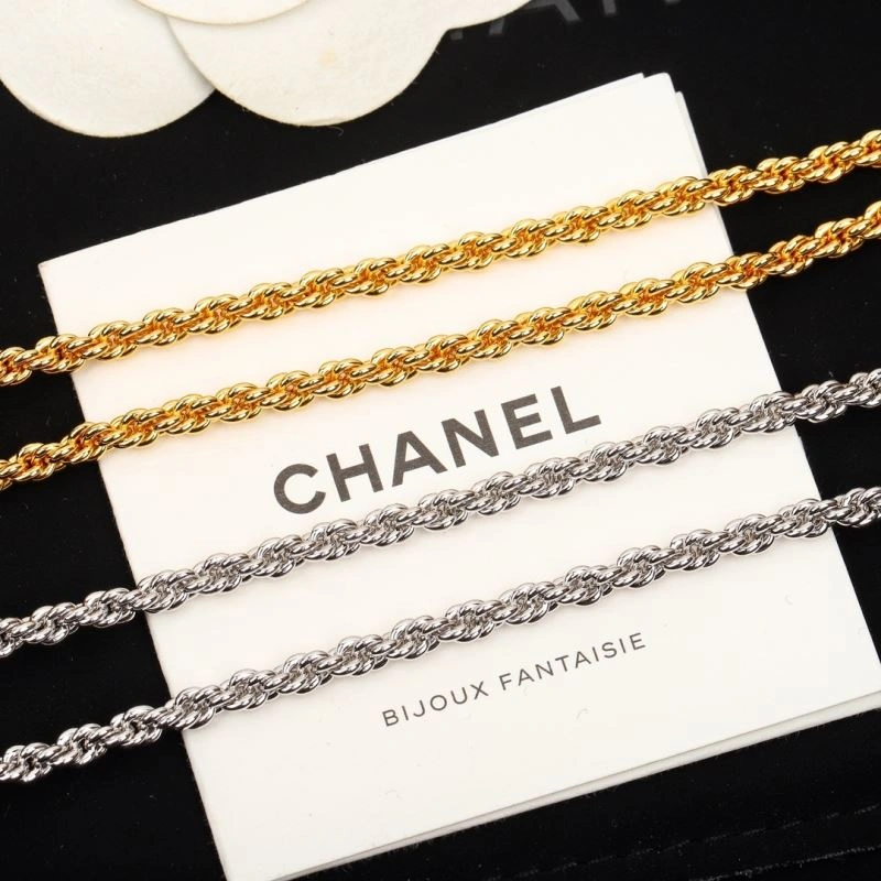 Resilient Chanel Necklaces 228474
