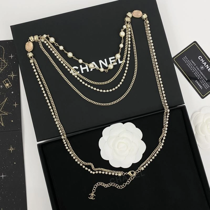 Seasonal Chanel Necklaces 228480