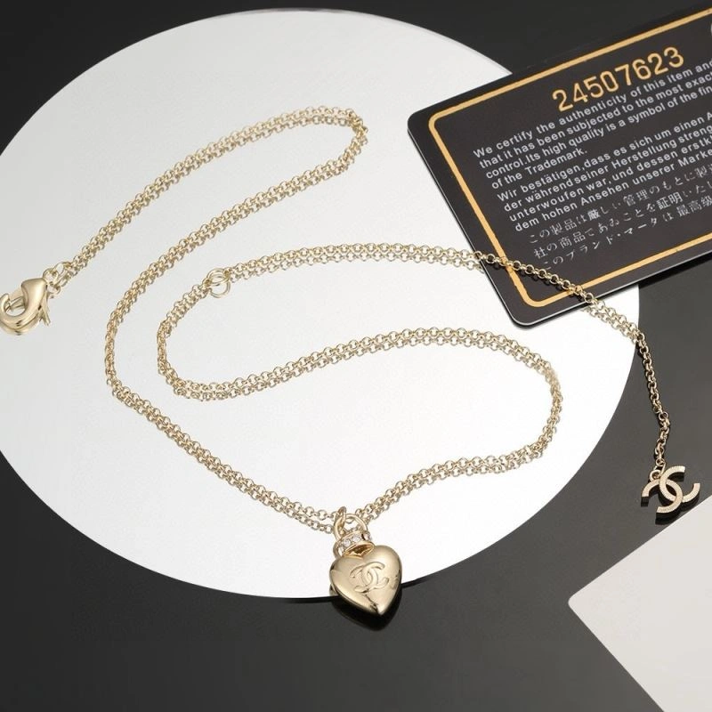 UrbanStyle Chanel Necklaces 228470