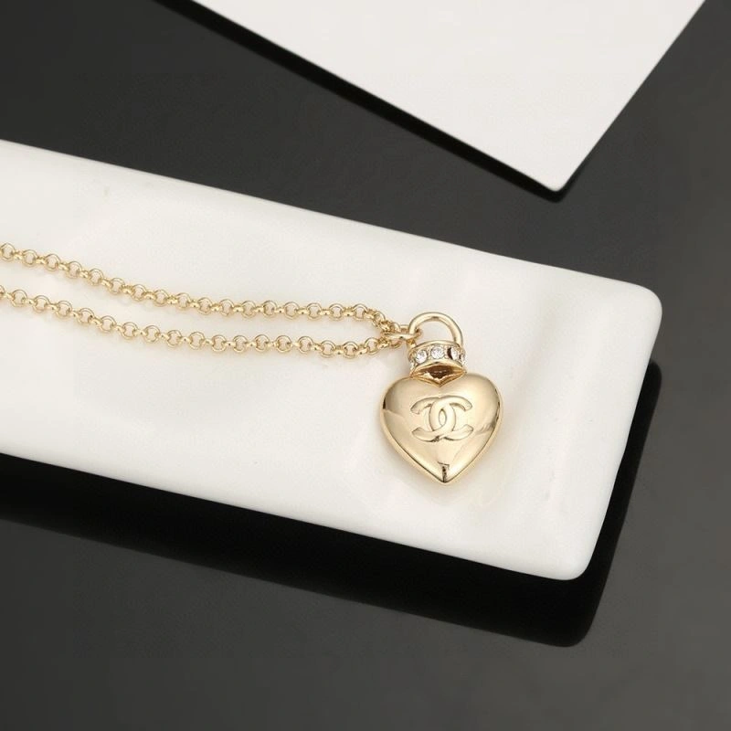 UrbanStyle Chanel Necklaces 228470