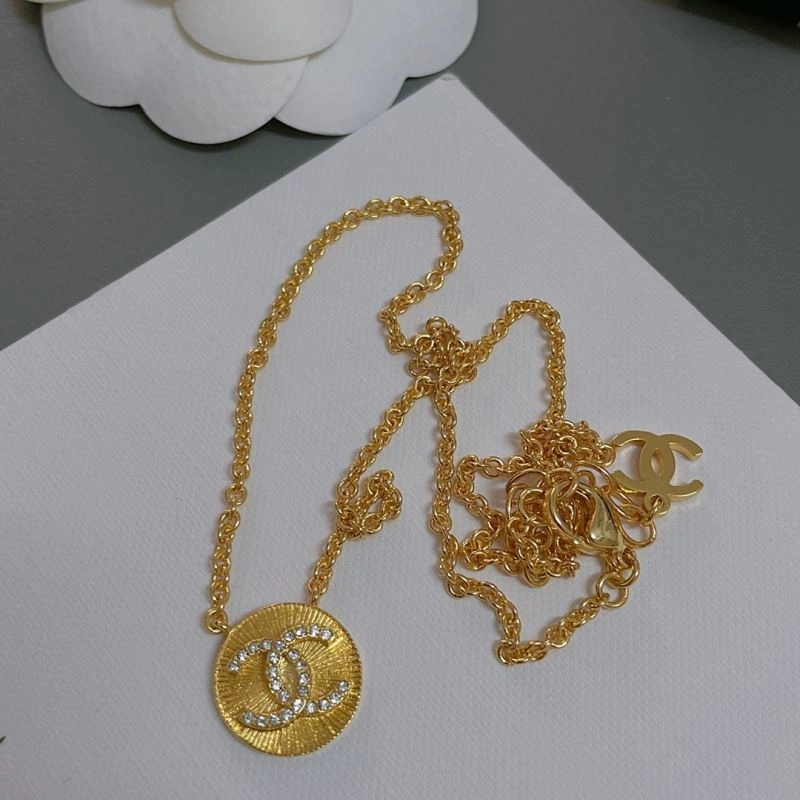 Chanel Necklaces Comfortable 228460