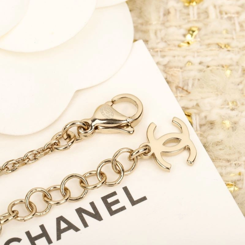 Fashionable Chanel Necklaces 228501