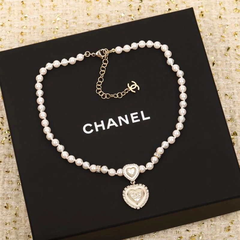 Chanel Necklaces Youthful 228454