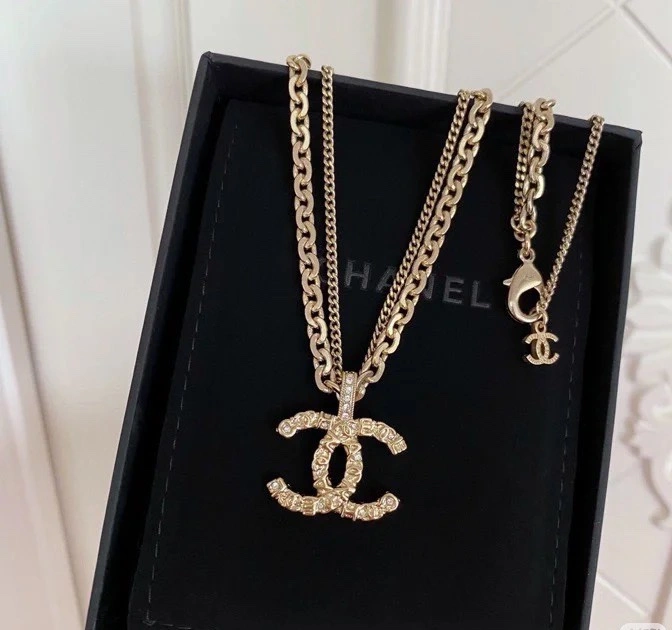 Trendy Chanel Necklaces 228455
