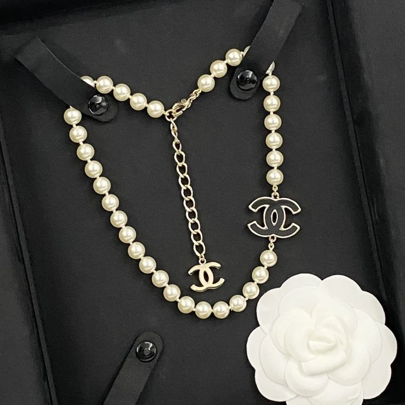 Chanel Necklaces Contemporary 228452
