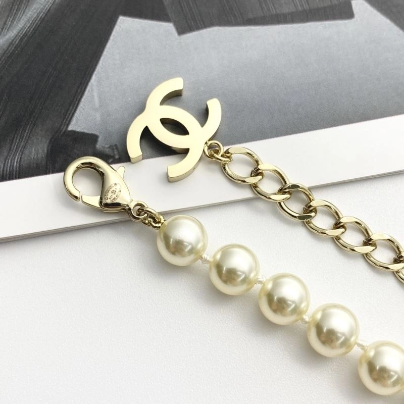 Chanel Necklaces Contemporary 228452