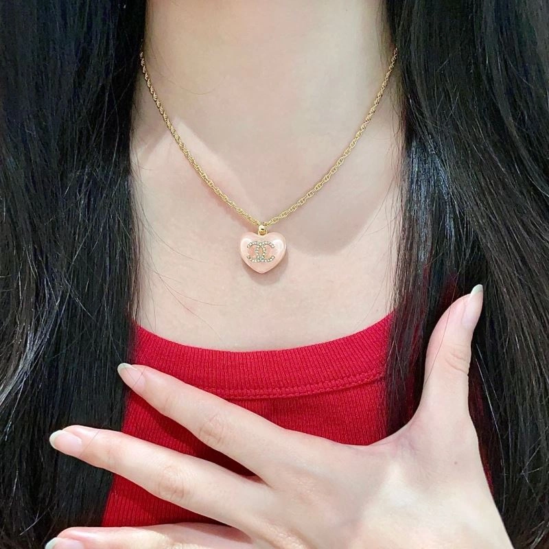 WrinkleFree Chanel Necklaces 228439