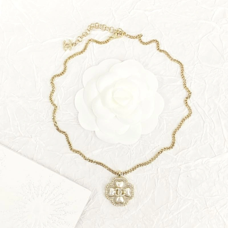 Chanel Necklaces Compact 228456