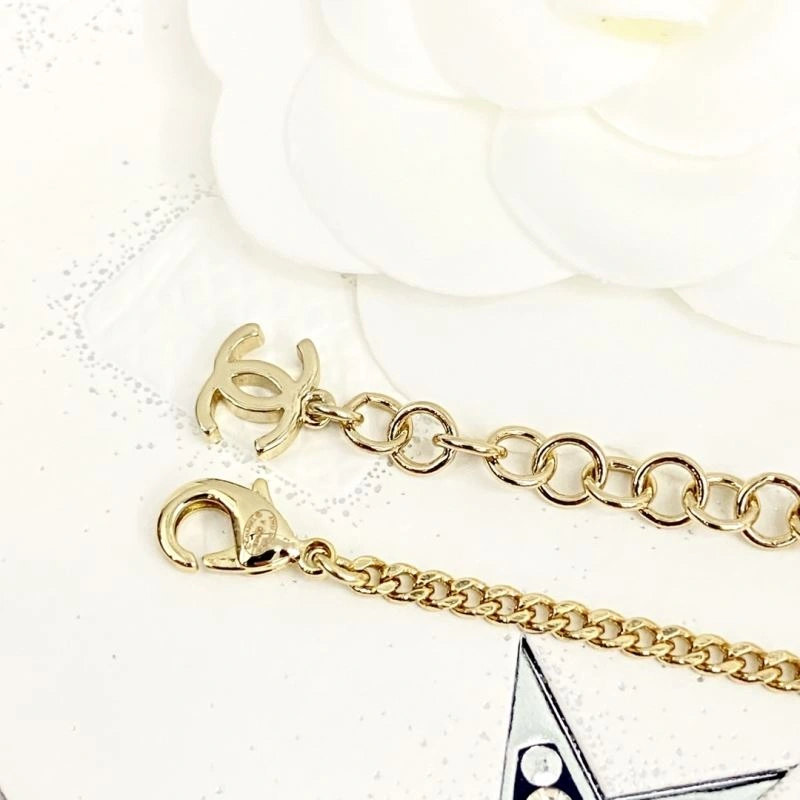 Chanel Necklaces Compact 228456