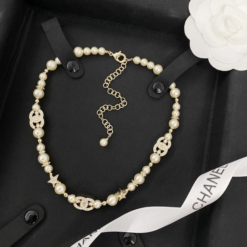Chanel Necklaces Sophisticated 228458