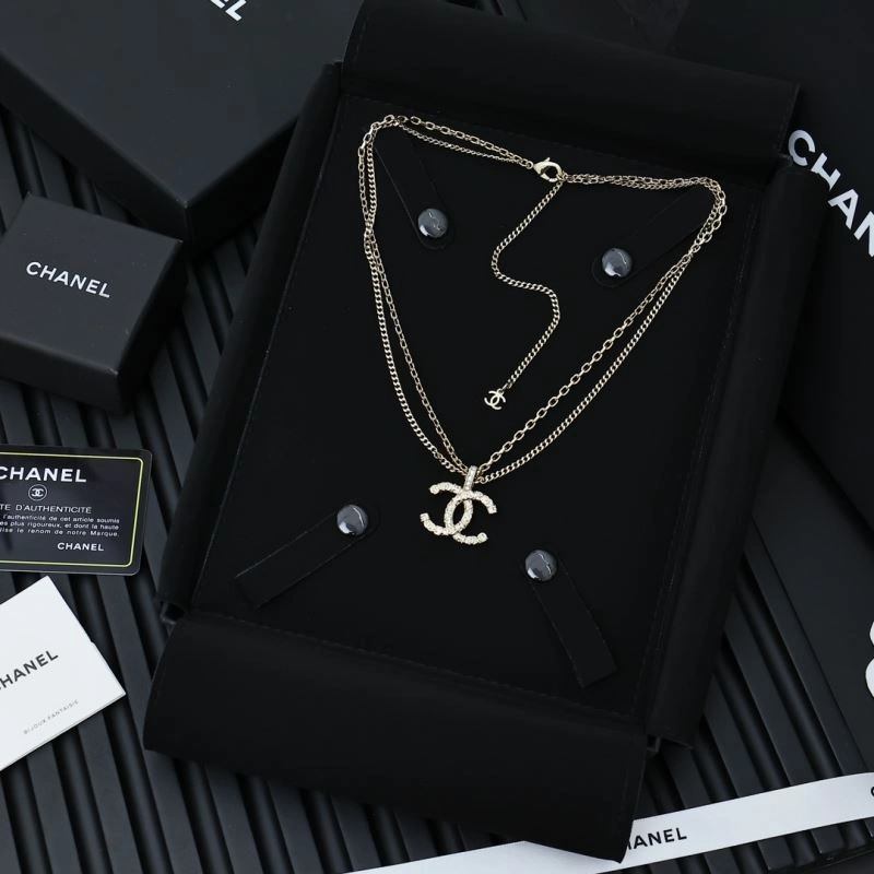 Attractive Chanel Necklaces 228547