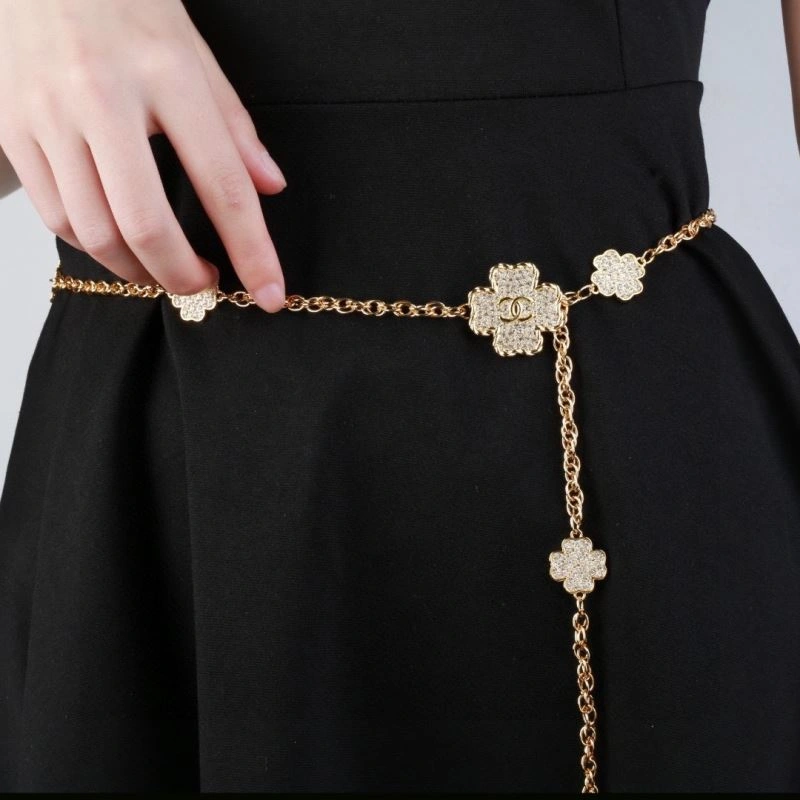 Snug Chanel Necklaces 226977