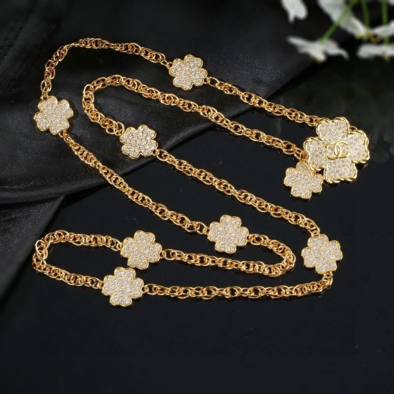 Snug Chanel Necklaces 226977