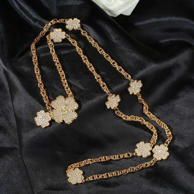 Snug Chanel Necklaces 226977