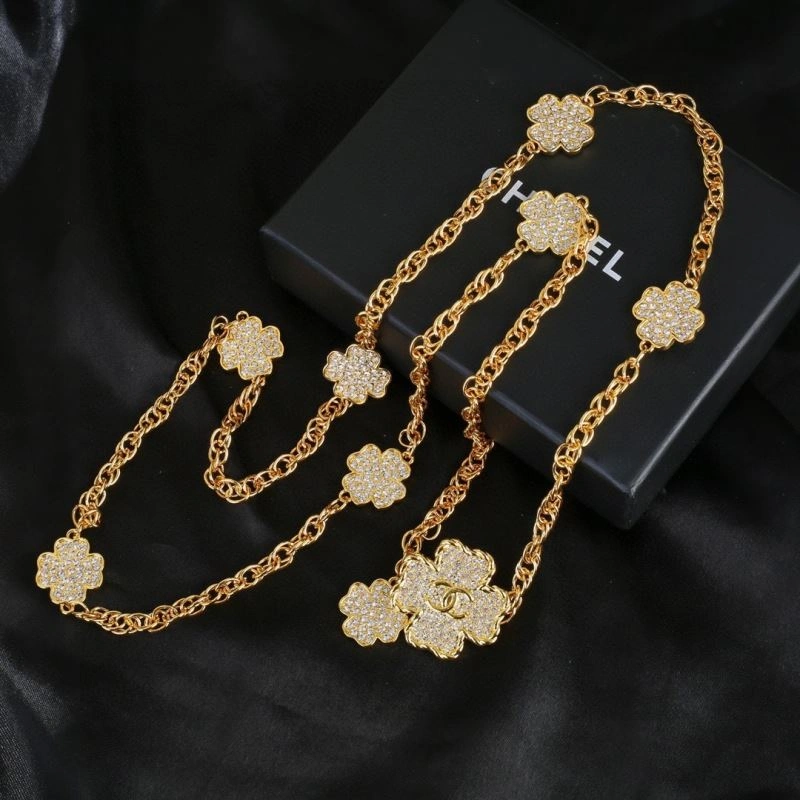 Snug Chanel Necklaces 226977