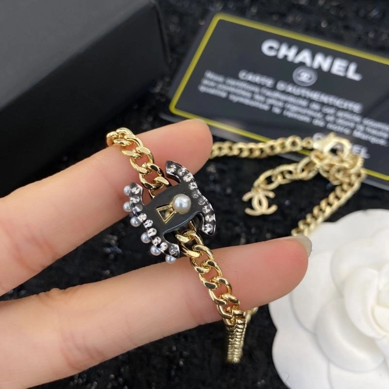 Chanel Necklaces Elegant 226974