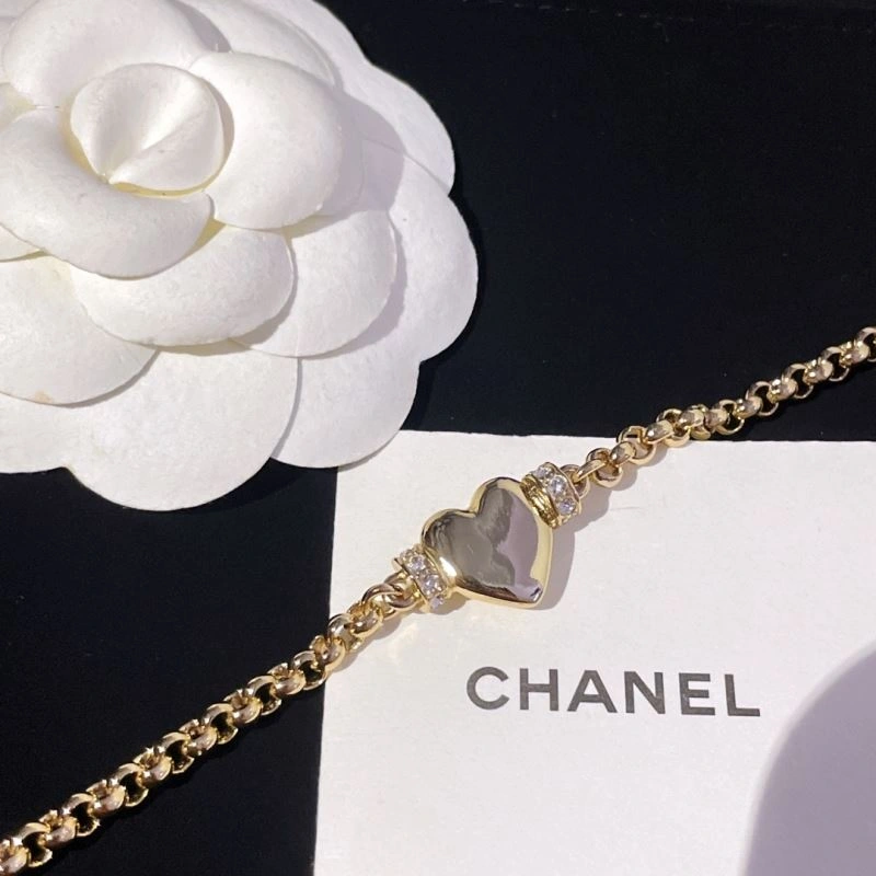 Chanel Necklaces Vibrant 227009