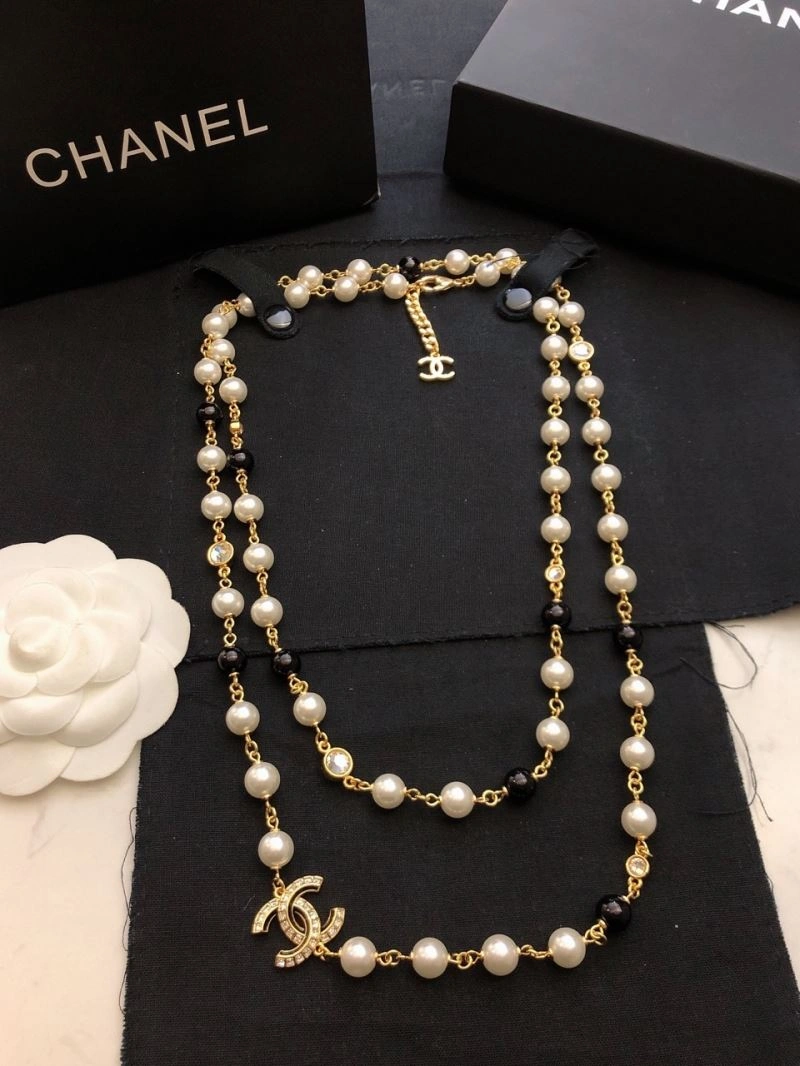 Compact Chanel Necklaces 226951