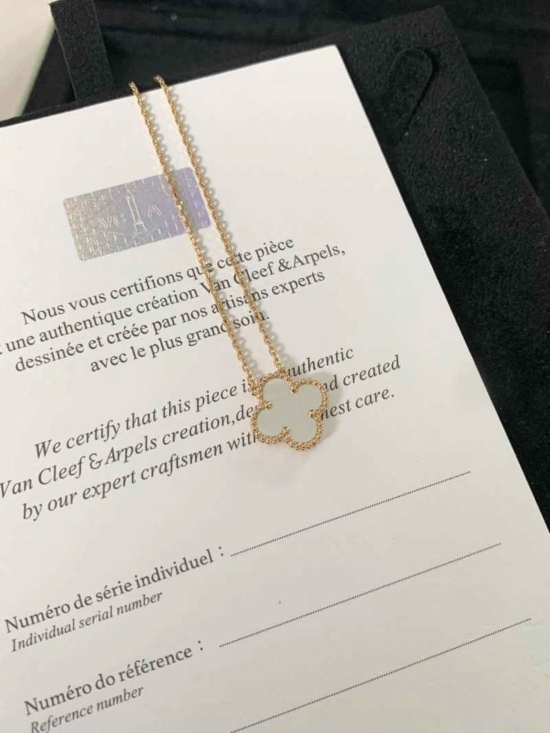 Chanel Necklaces Reliable 226947