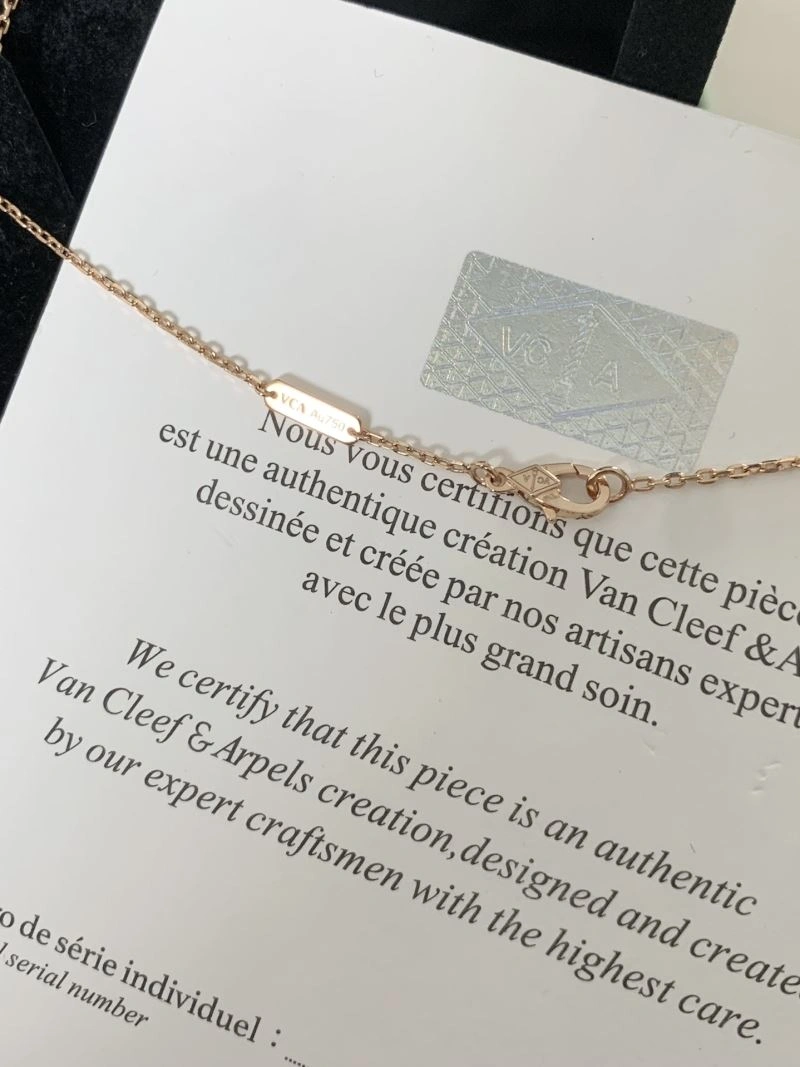 Chanel Necklaces Reliable 226947