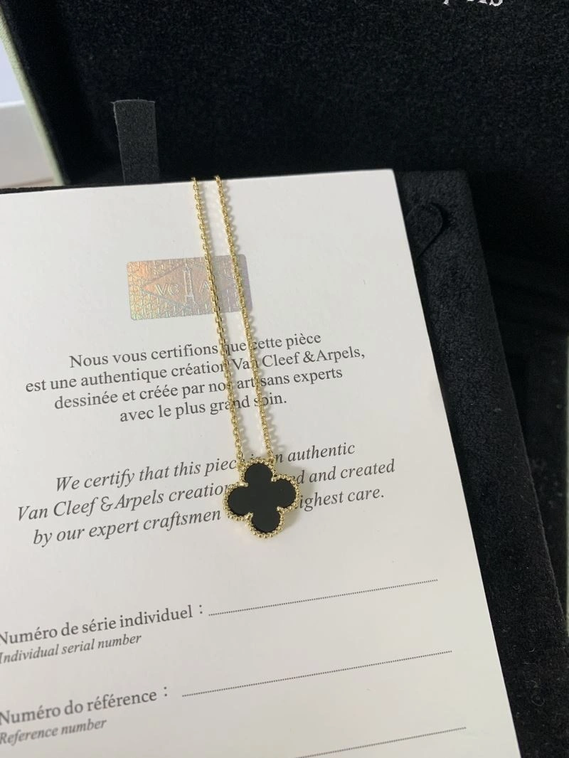 ZeroBulk Chanel Necklaces 226957