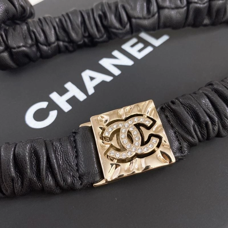 Modern Chanel Necklaces 226985