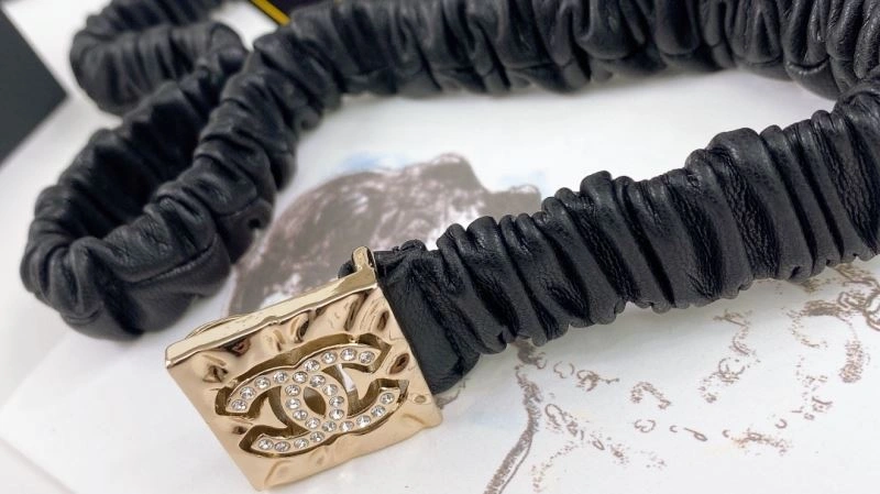 Modern Chanel Necklaces 226985