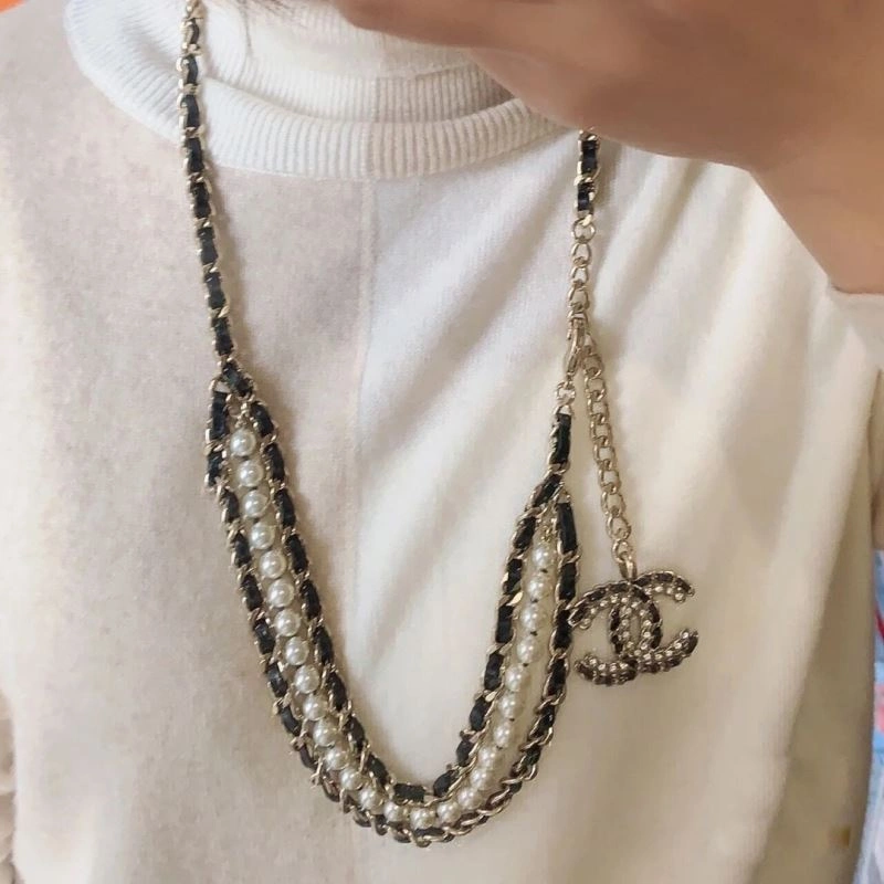 Tailored Chanel Necklaces 226944
