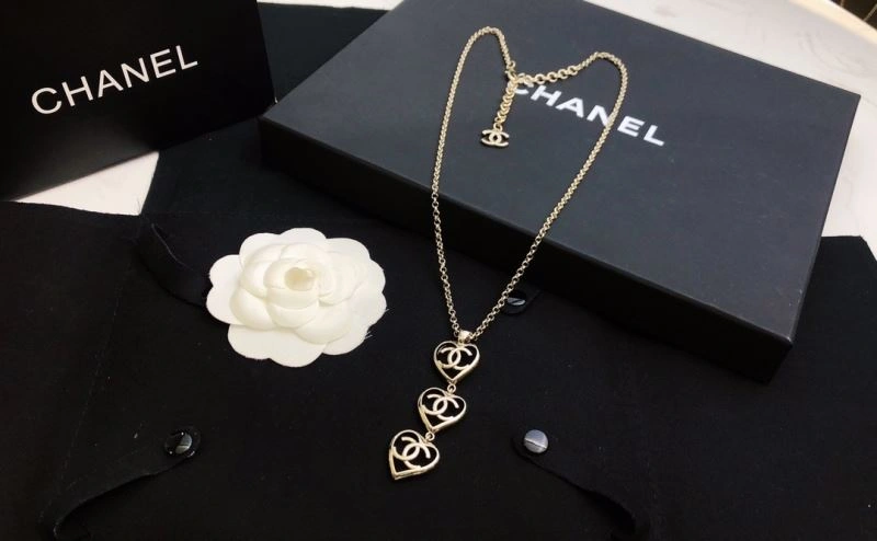 Chanel Necklaces Comfortable 226945