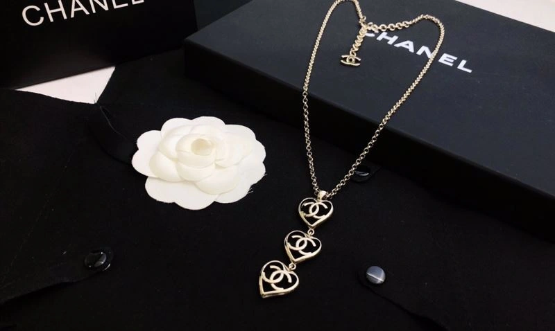 Chanel Necklaces Comfortable 226945