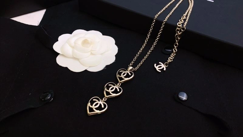 Chanel Necklaces Comfortable 226945