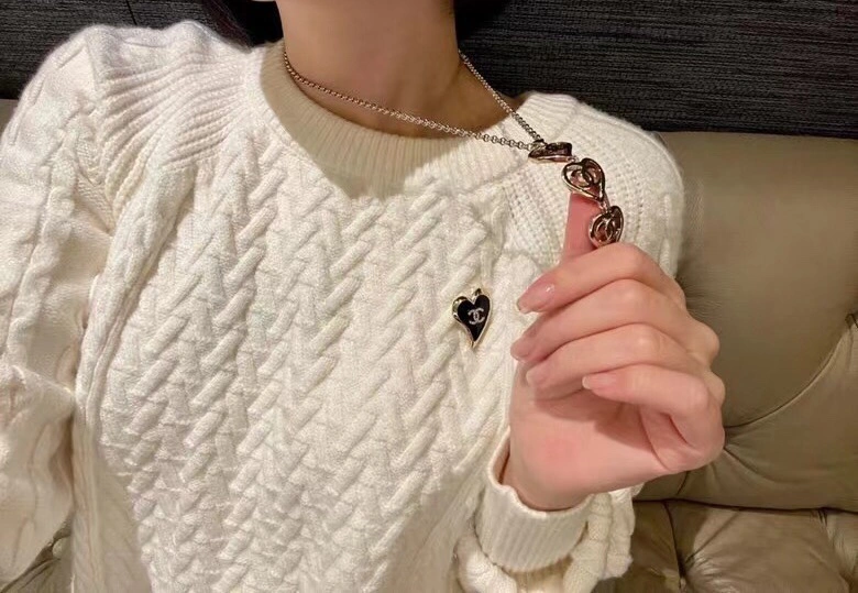 Chanel Necklaces Comfortable 226945