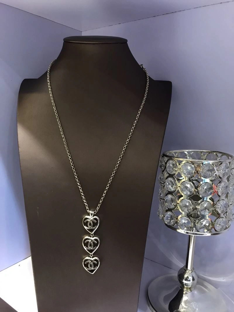 Chanel Necklaces Comfortable 226945