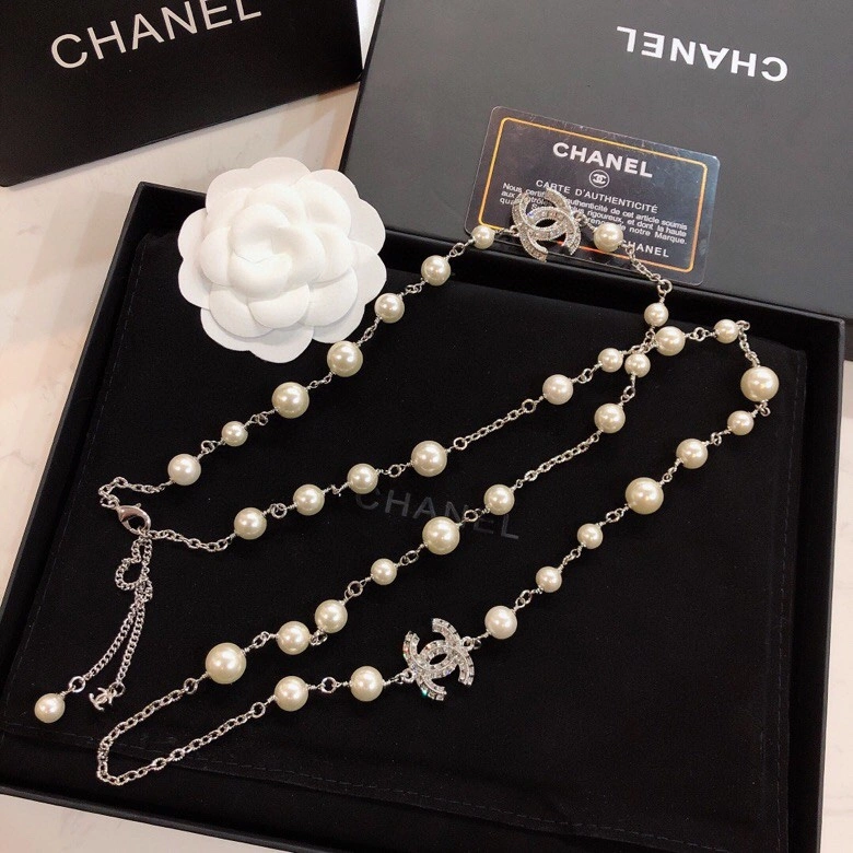 Sleek Chanel Necklaces 226940