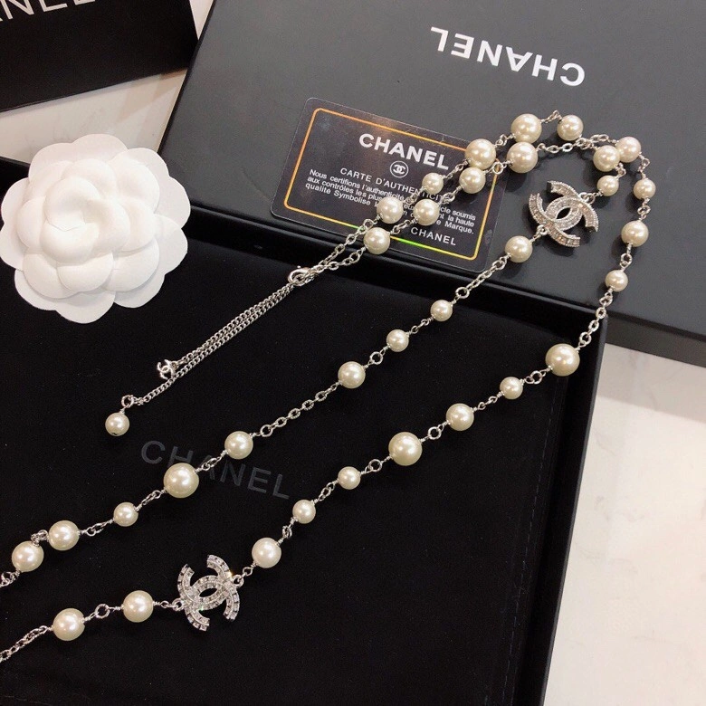 Sleek Chanel Necklaces 226940