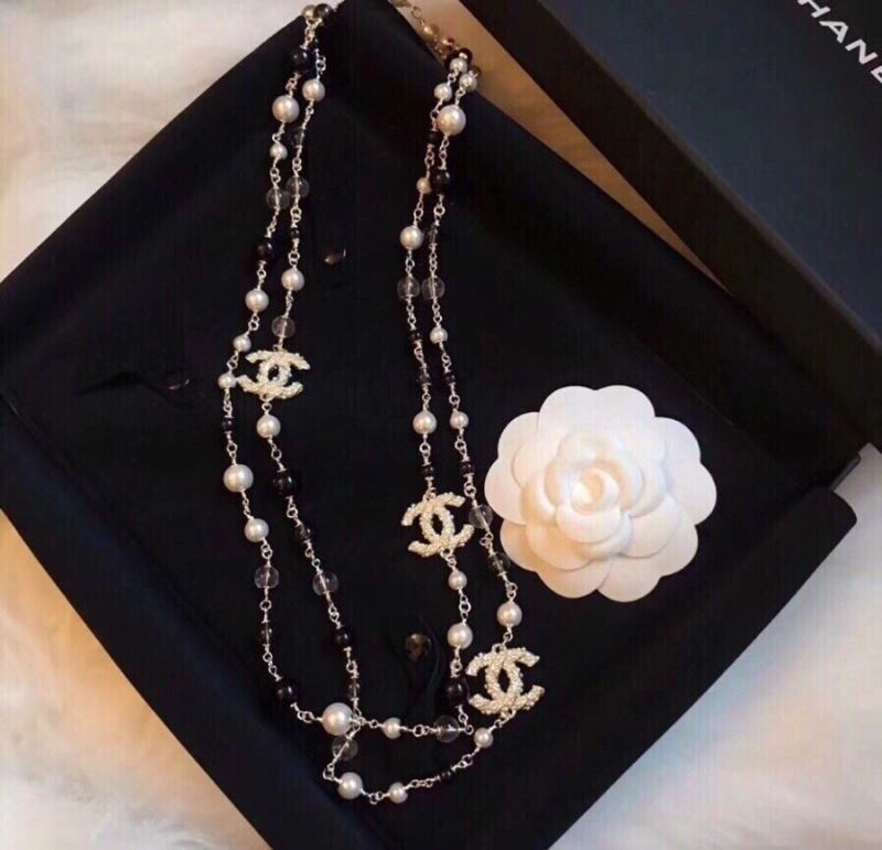 Chanel Necklaces SmoothTexture 226932