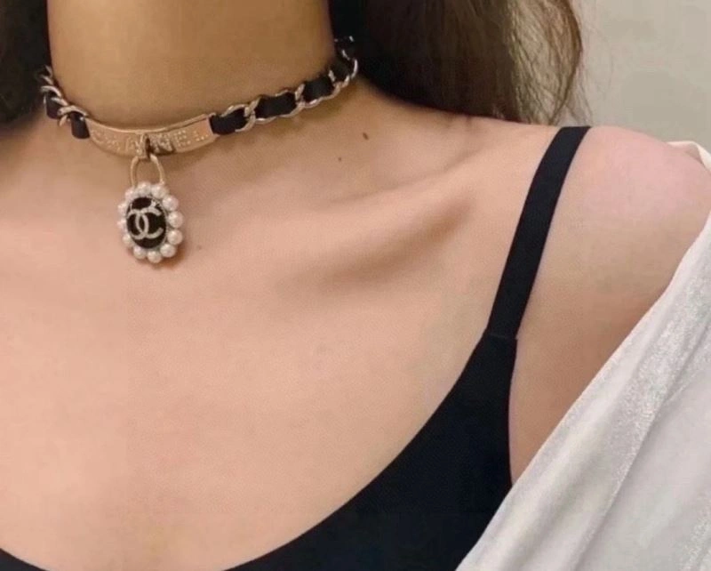 Chanel Necklaces Sleek 226931
