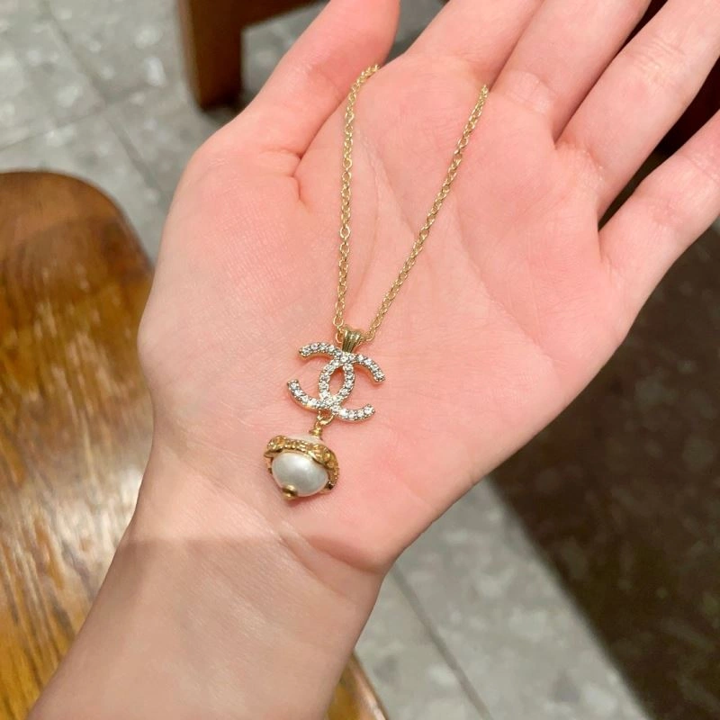 Chanel Necklaces EyeCatching 226956