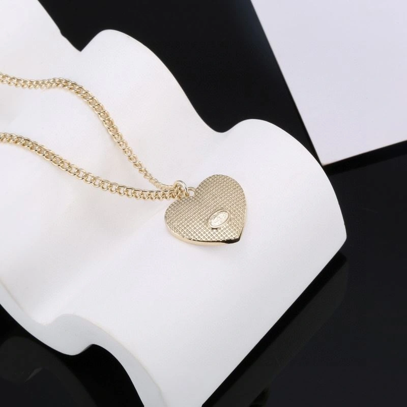 Casual Chanel Necklaces 226912